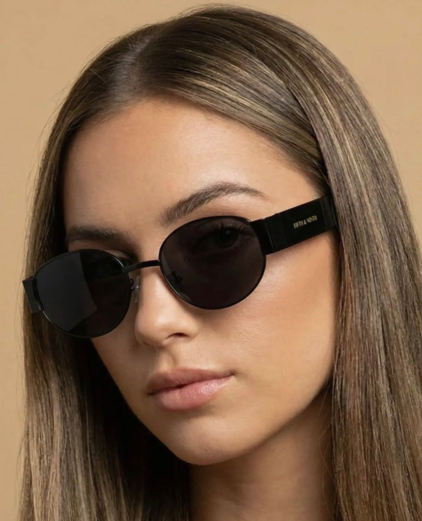 Fifth & Ninth Elliott Polarized Sunglasses | Black/Gold | Worn Once Elliott | Unisex Polarized Sunglasses | Fifth & Ninth  main image 4
